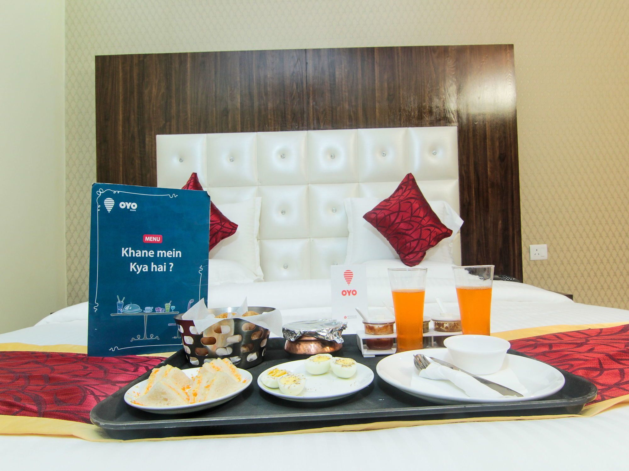 Hotel Ss Grand Lucknow Exteriör bild