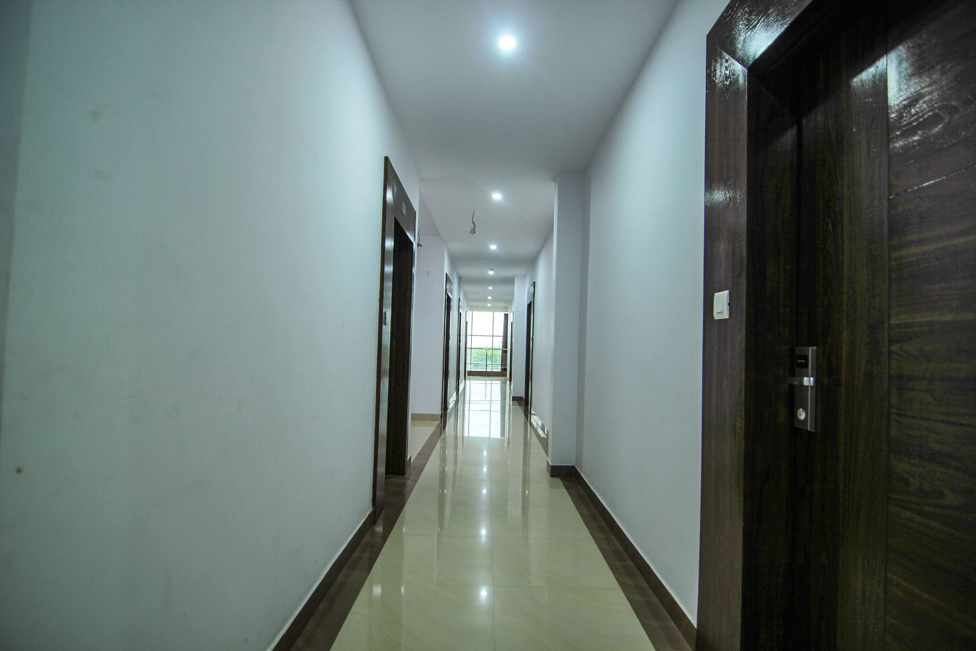 Hotel Ss Grand Lucknow Exteriör bild