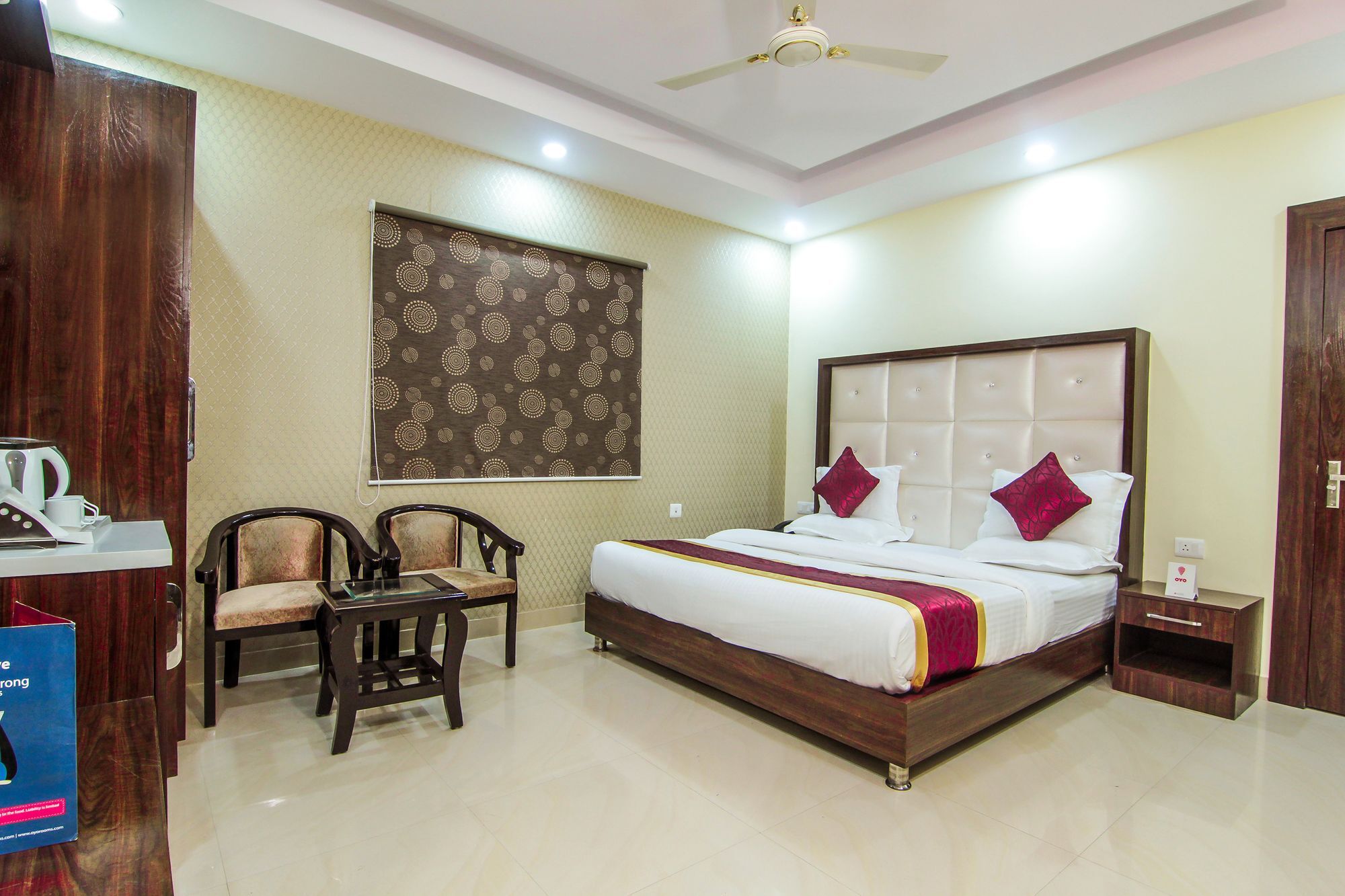 Hotel Ss Grand Lucknow Exteriör bild